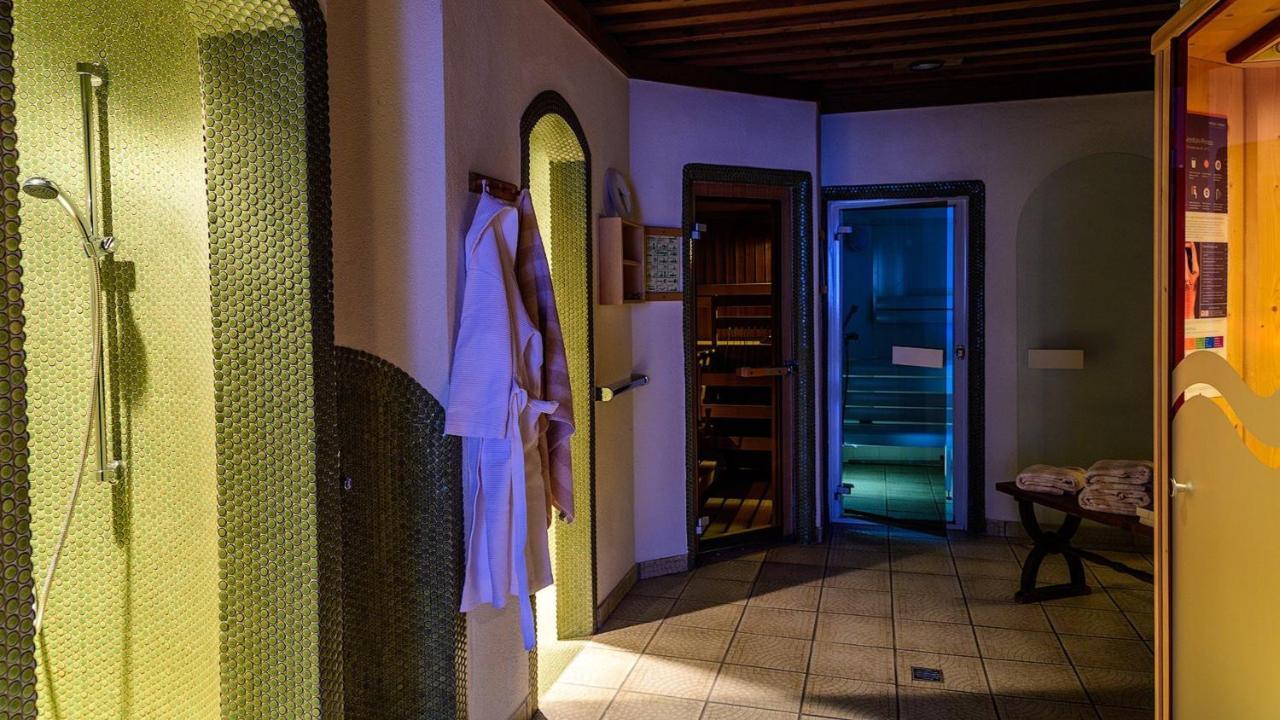 Hotel Maximilian Ройте Экстерьер фото